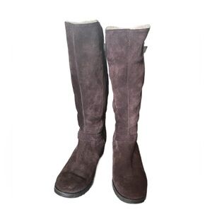 UGG 1917 Brown Suede Shearling Lined Boots Size 8.5